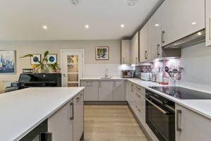 Kitchen- click for photo gallery